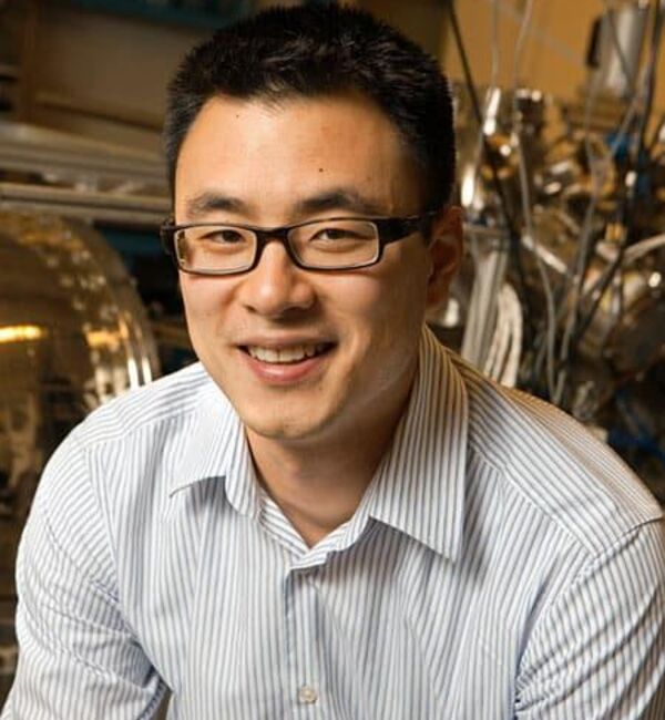 Portrait of physicist Kyle Shen